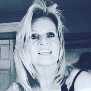 Meet your Posher, Connie